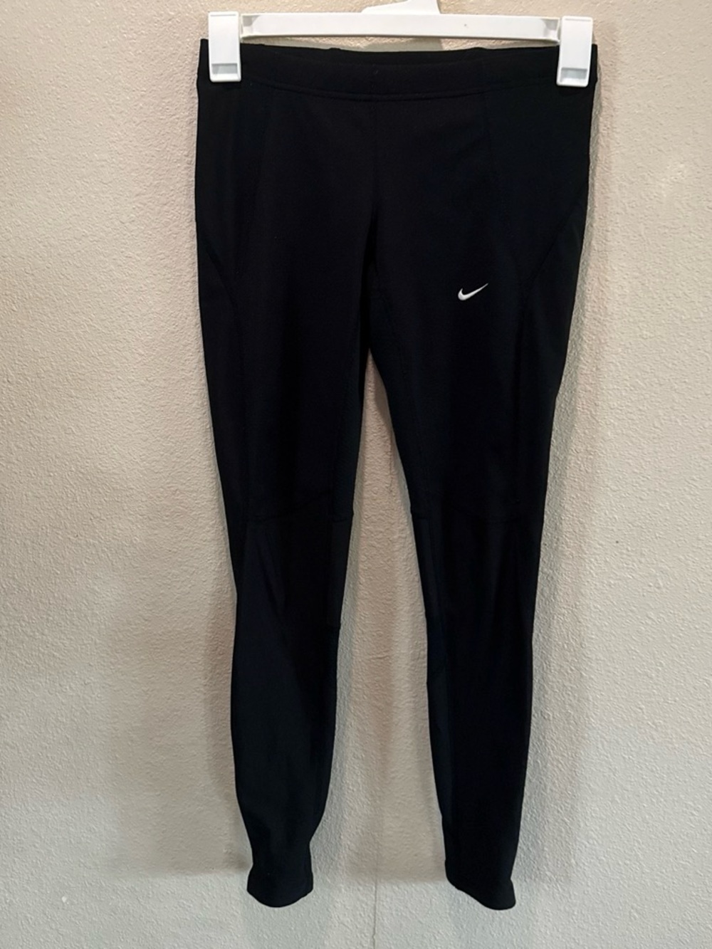 Nike Black Short-Sleeve Fit-Dry Tee with White Tag